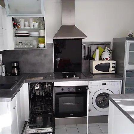 Direct Plage, Piscine Et Parking - Confort Moderne Pour 4 Pers - Fr-1-796-37 Apartament Gruissan